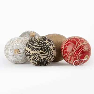 Medium Jicara Sphere. Different Designs