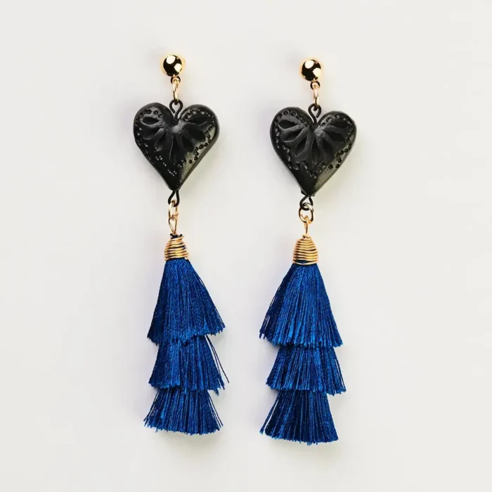 Aretes corazón de barro negro, diferentes diseños