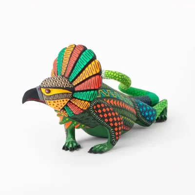 Alebrije Iguana-Cabeza de águila