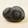 Corazón Mediano Calado Barro Negro