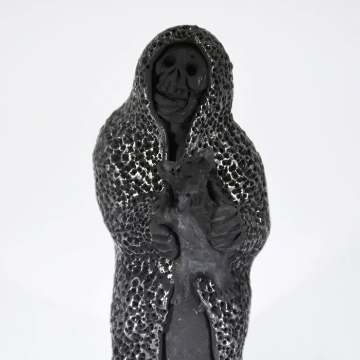 Grannies of black clay