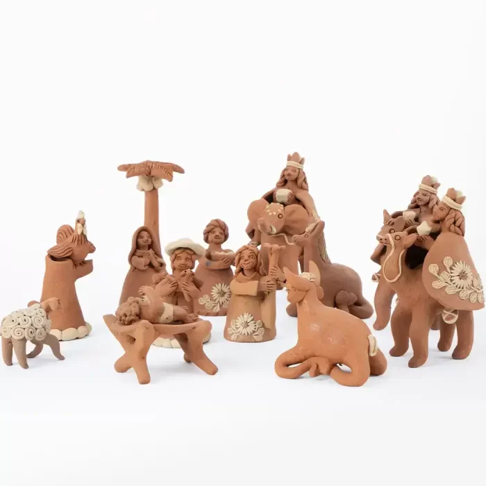 Nacimiento Barro Rojo con Pastillaje, 12 Piezas