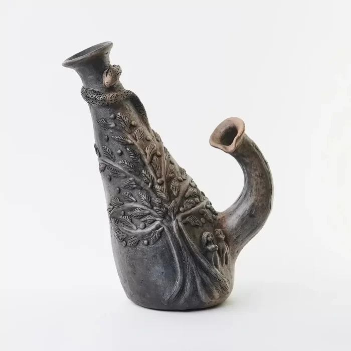 Tree pitcher