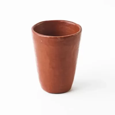 Vaso para agua de barro rojo
