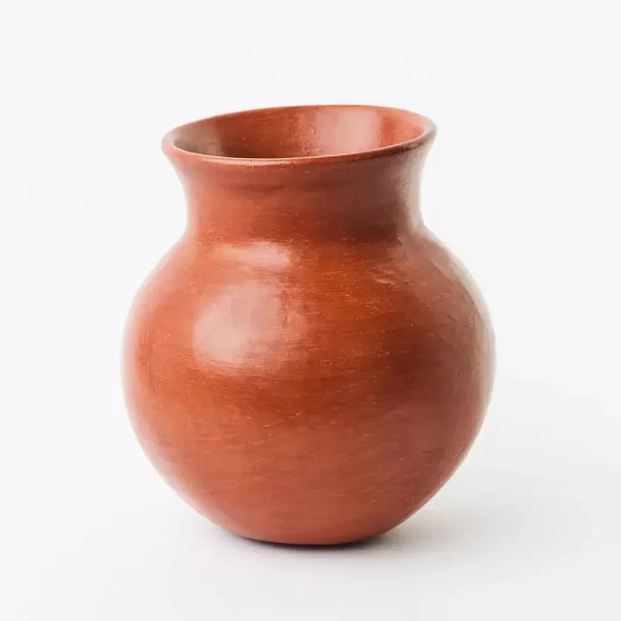 Smooth vessel of 2 liters.