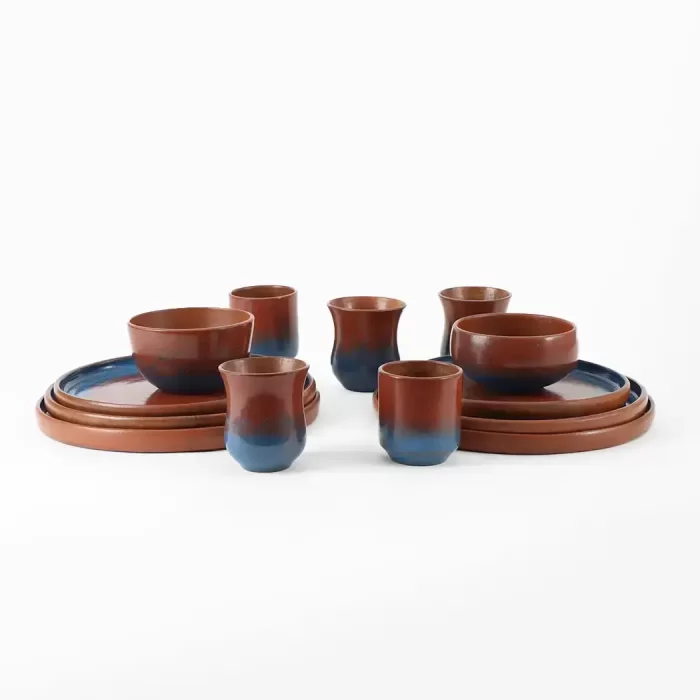 Clay Tableware for 4, Slips and Dyes