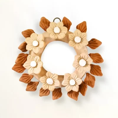 Pastillaje flower crown