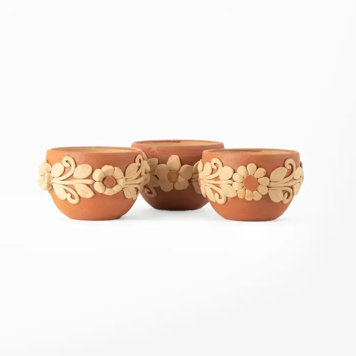 Pastillaje Bowl with Flowers
