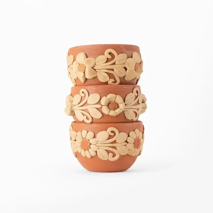 Pastillaje Bowl with Flowers