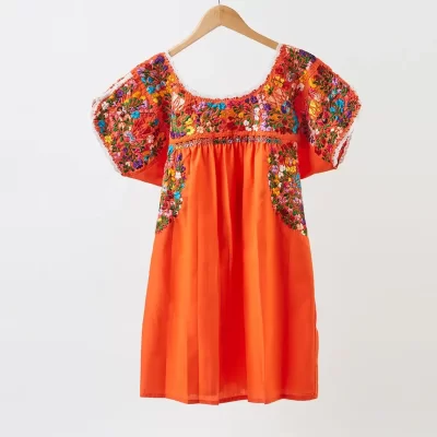 Huipil Naranja con bordado de San Antonino