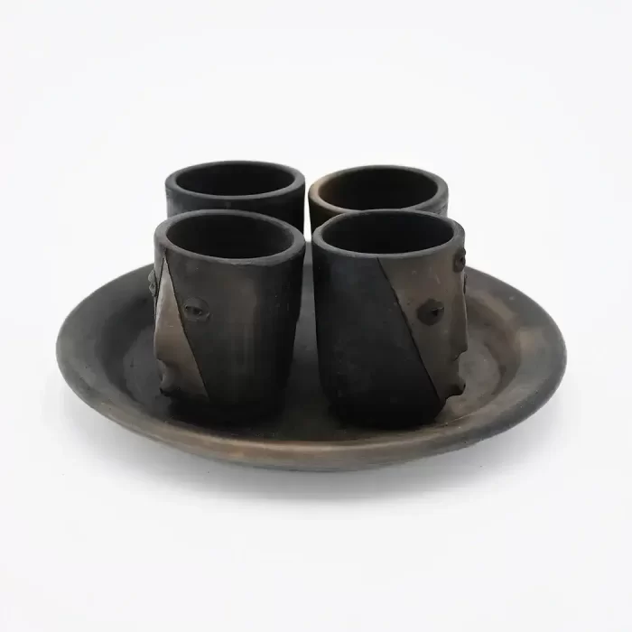 Juego de 4 Mezcaleros con Plato y Caja