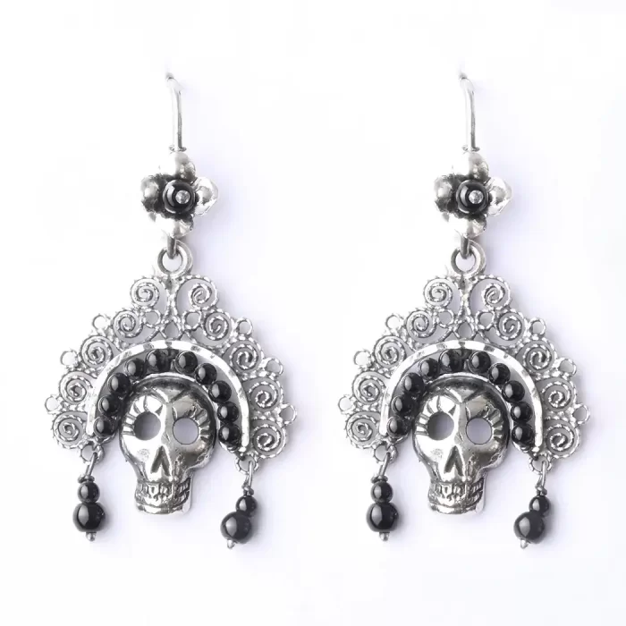 Filigree earrings with skull and onyx stone