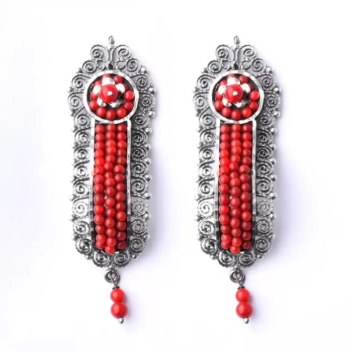 Filigree earrings, with red details