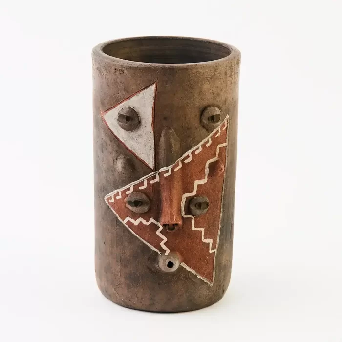 Long glass with face design and colors. Diferent models.