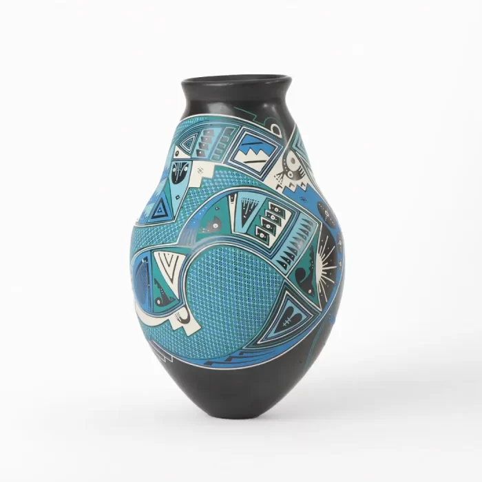 Black pot with blue fish