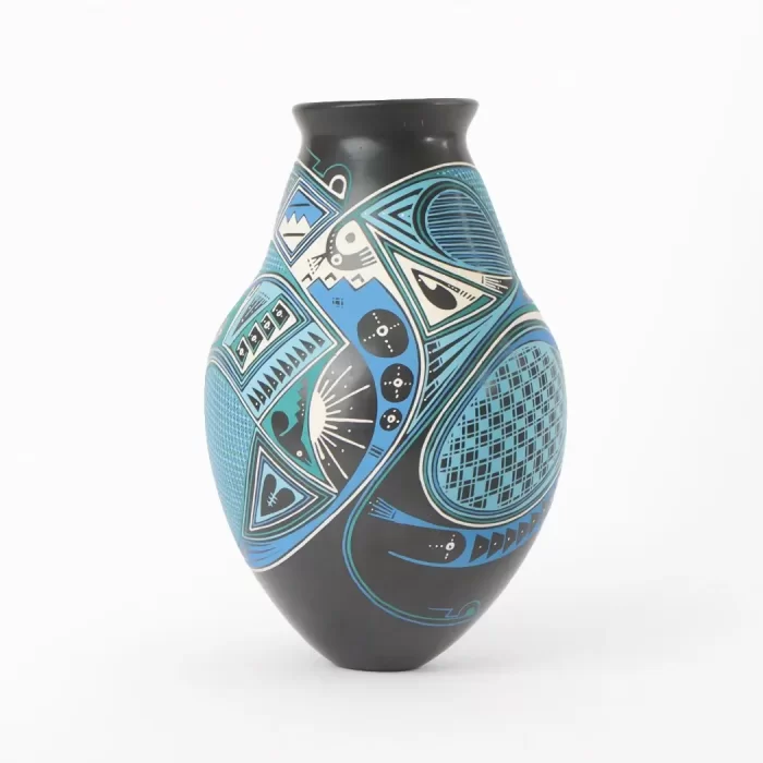 Black pot with blue fish