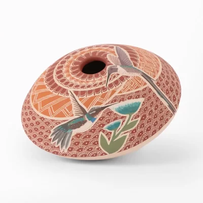 Red hummingbird pot