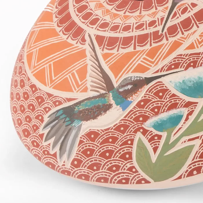 Red hummingbird pot