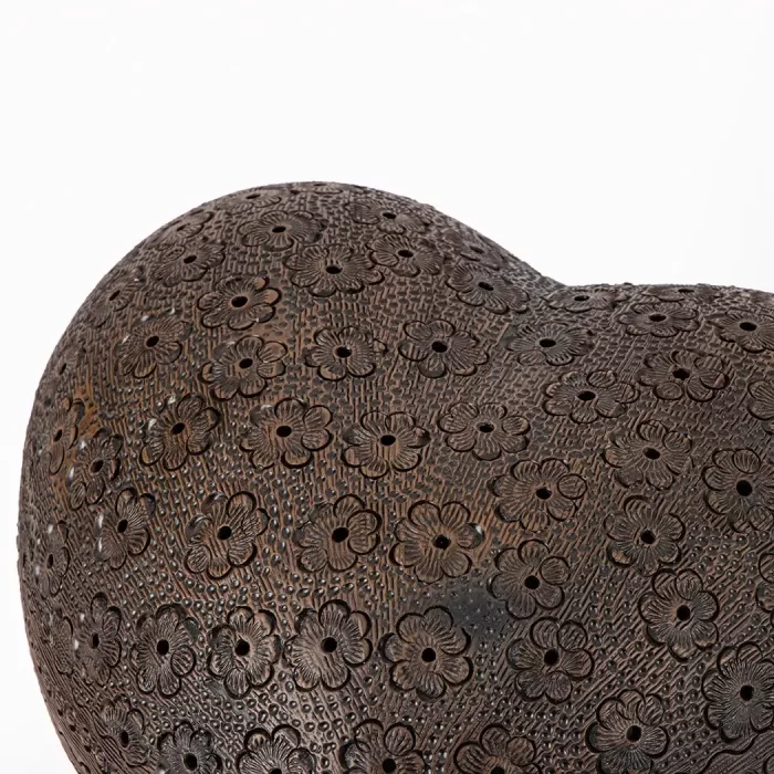 Corazón grande de barro color café