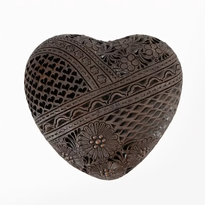Corazón grande de barro color café