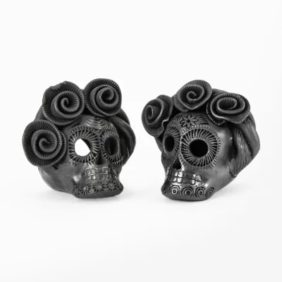 Frida black clay girl