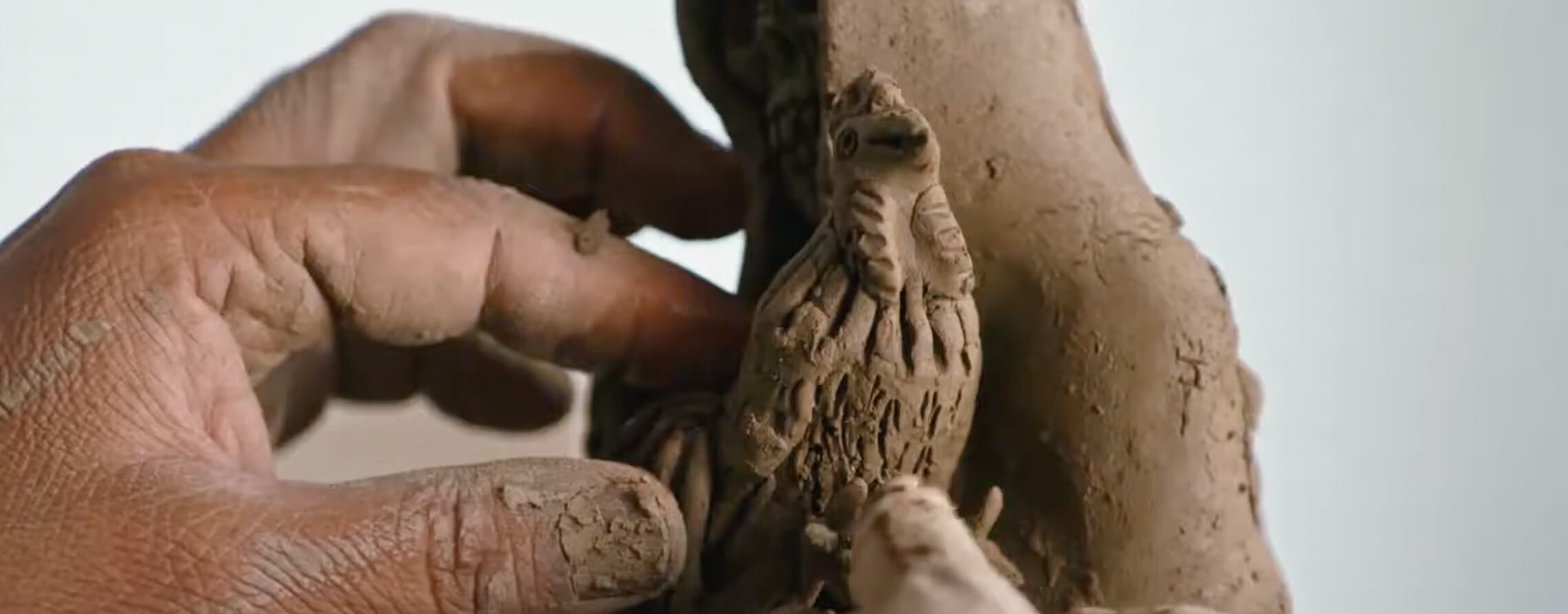 ¿Cómo saber si una artesanía es auténtica o hecha a mano?