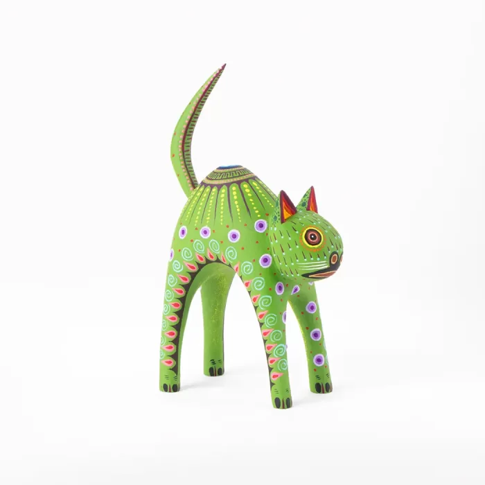 Small arched Cat Alebrije, color green