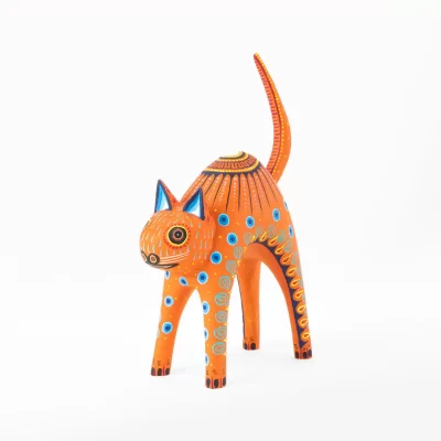 Alebrije Gato arqueado, chico, color naranja