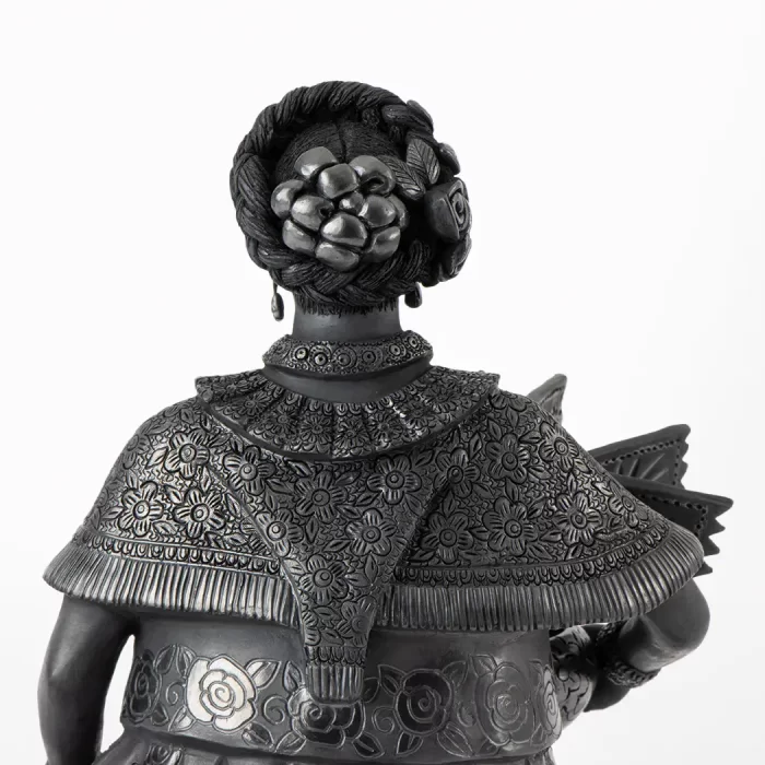 Mermaid Tehuana of black clay