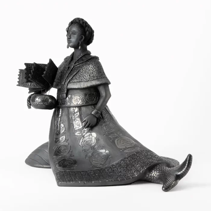 Mermaid Tehuana of black clay