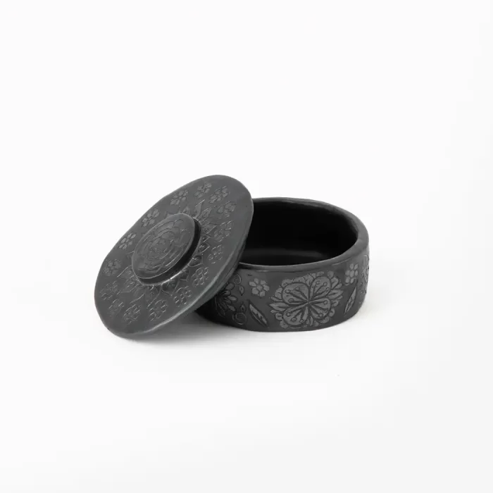 Round black clay jewelry box