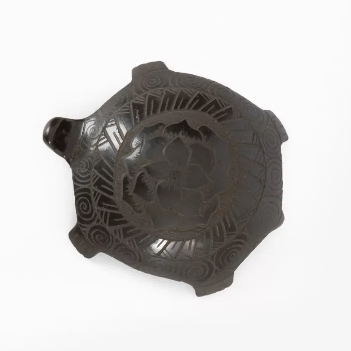 Ceramic turtle in brown color. Diferent models.