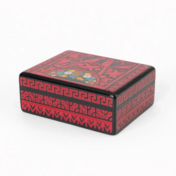 Joyero con decorado Olinalá, color negro con rosa