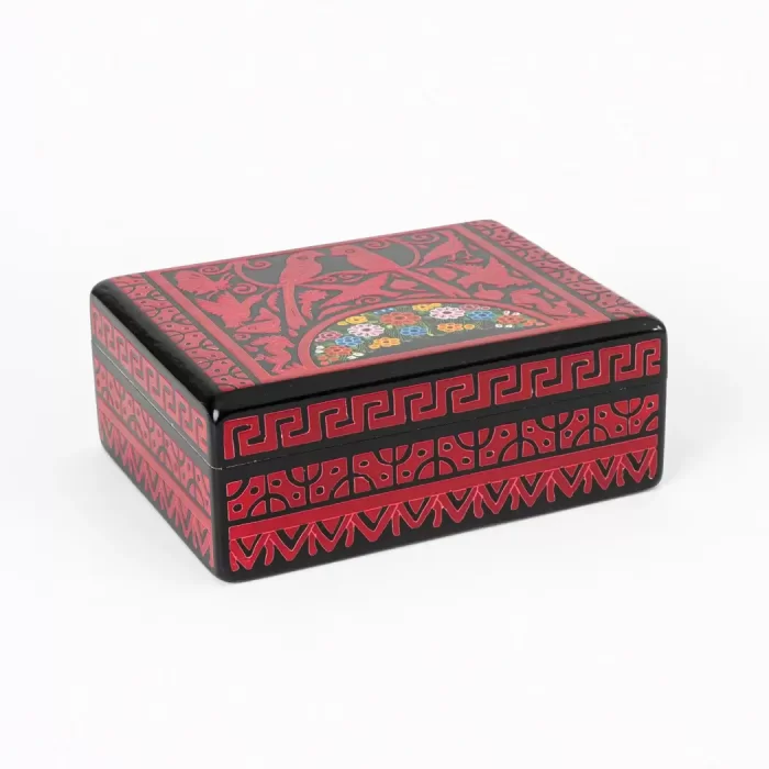Joyero con decorado Olinalá, color negro con rosa