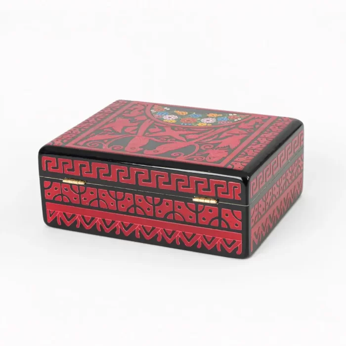 Joyero con decorado Olinalá, color negro con rosa
