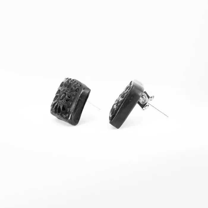 Broquel barro negro en diferentes diseños