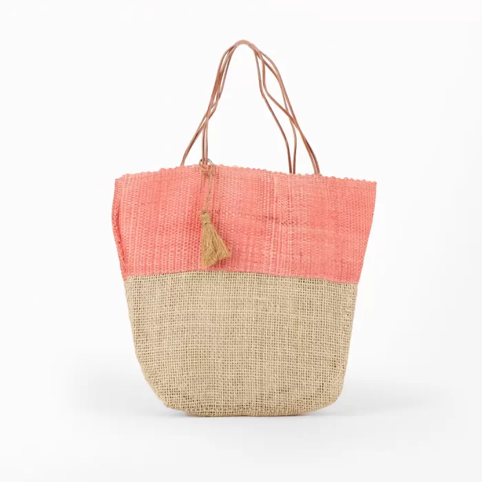 Sisal bag with pompom
