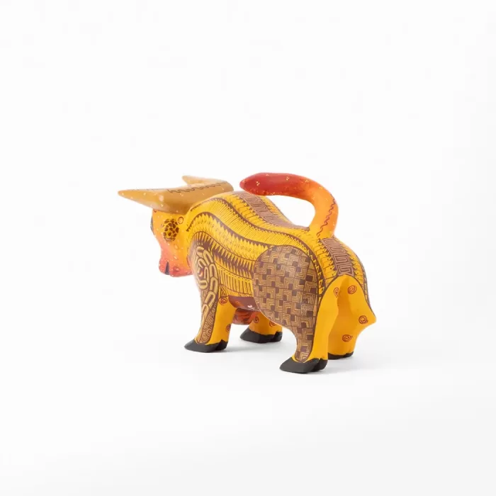 Small Alebrije of fighting bulls