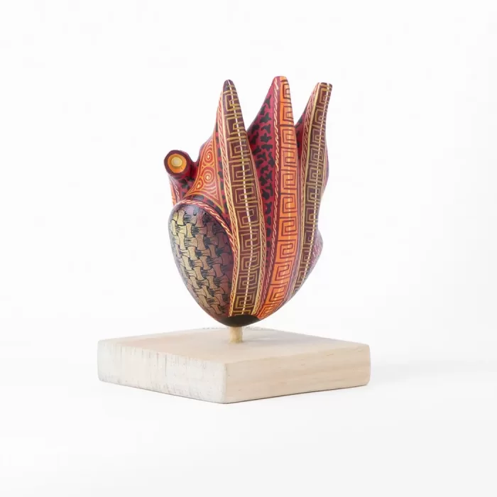 Alebrije "Corazón flama" (flaming heart)