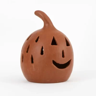 Red clay openwork pumpkin
