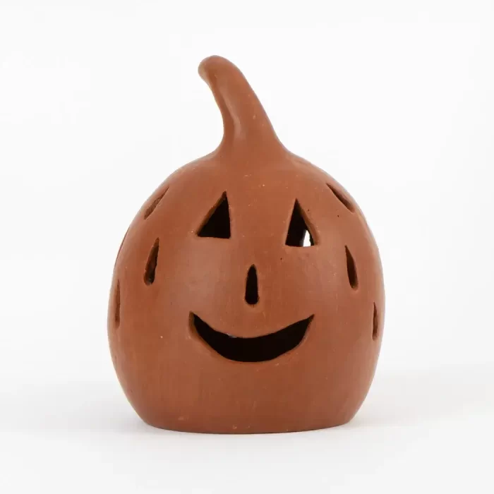 Red clay openwork pumpkin