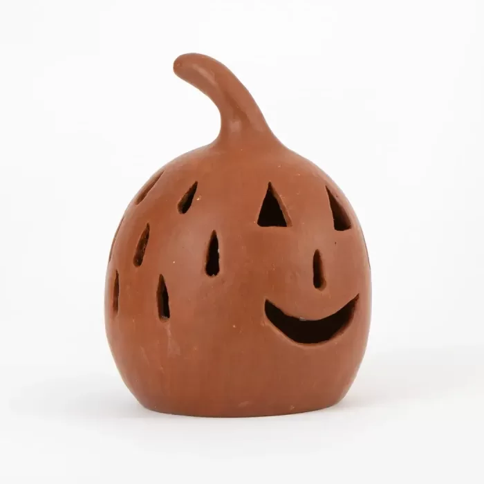 Red clay openwork pumpkin