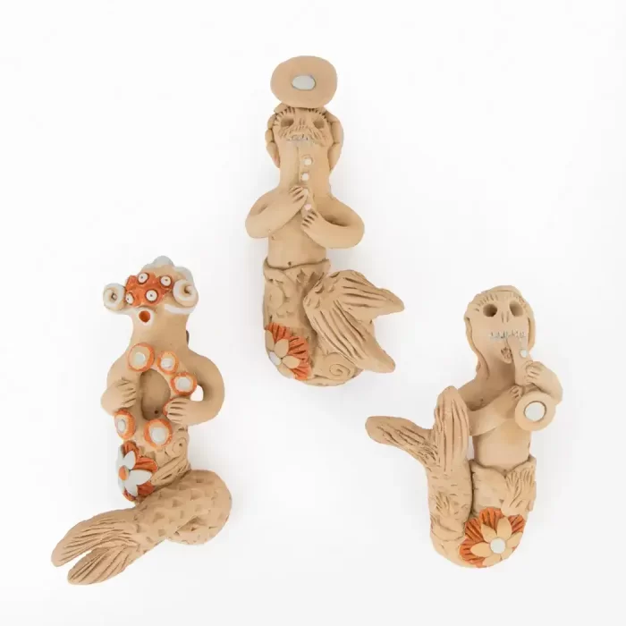 Siren of mud and fire