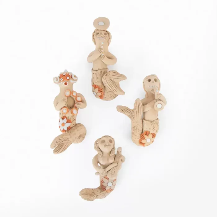 Siren of mud and fire