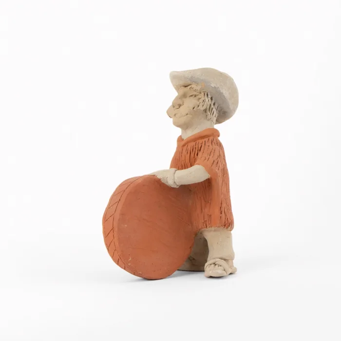 Musicians with jorongo and sombrero