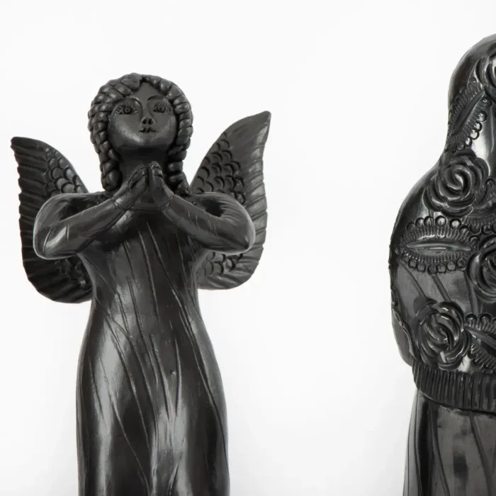 Nativity in black clay 5 pieces