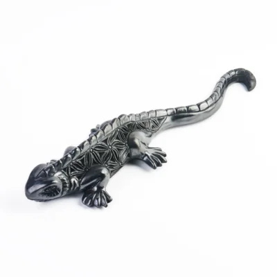 Traditional Iguana in Black Clay | Unique Designs