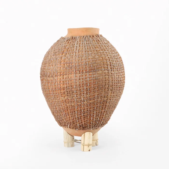 Tarahumara earthenware pot with base