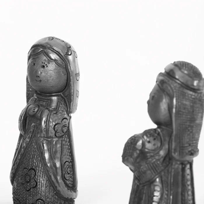 Black clay nativity scene