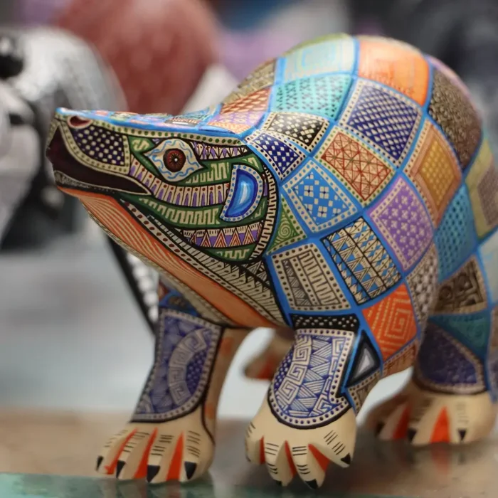 Alebrije Pangolin de colores